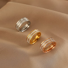 Korean version of high-end light luxury ring stainless steel jewelry female gypsy star design double row full diamond set couple ring
