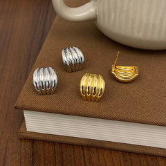 European and American metal ins style earrings, high-end light luxury, Amazon popular earrings, fashionable, simple and exquisite ear jewelry
