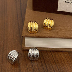 European and American metal ins style earrings, high-end light luxury, Amazon popular earrings, fashionable, simple and exquisite ear jewelry