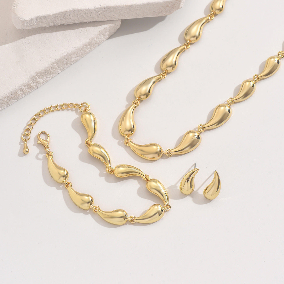 Simple water drop design sense women's necklace jewelry set versatile earrings niche adjustable bracelet jewelry