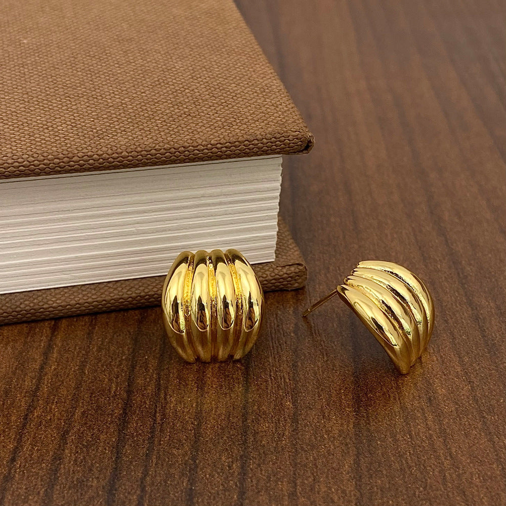 European and American metal ins style earrings, high-end light luxury, Amazon popular earrings, fashionable, simple and exquisite ear jewelry
