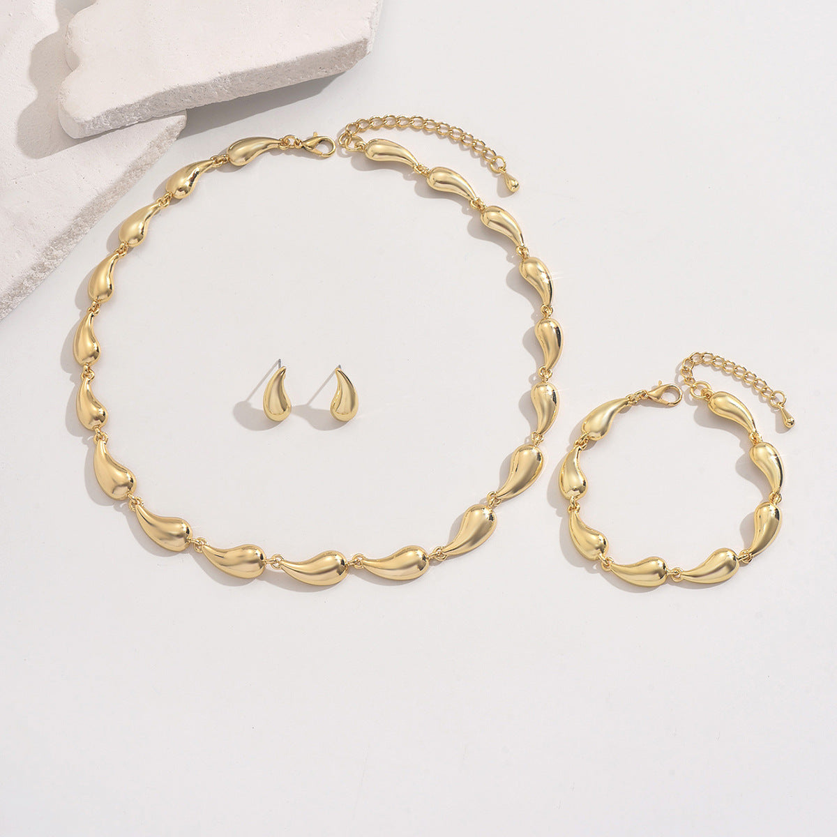 Simple water drop design sense women's necklace jewelry set versatile earrings niche adjustable bracelet jewelry