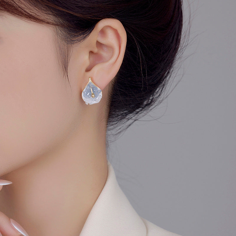 Blue spar calla lily flower stud earrings versatile temperament S925 silver needle celebrity earrings light luxury high-end ear jewelry