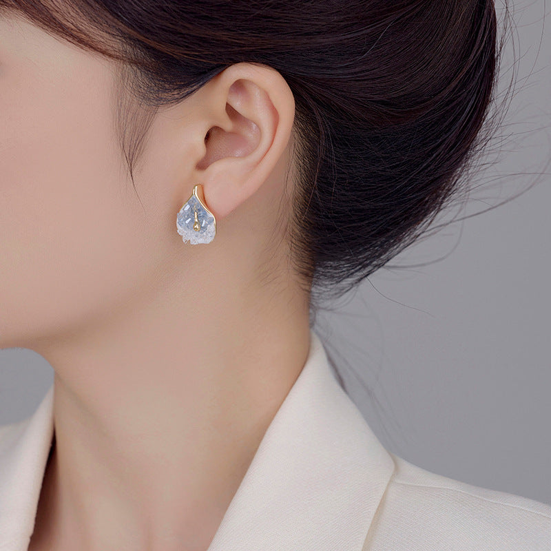 Blue spar calla lily flower stud earrings versatile temperament S925 silver needle celebrity earrings light luxury high-end ear jewelry
