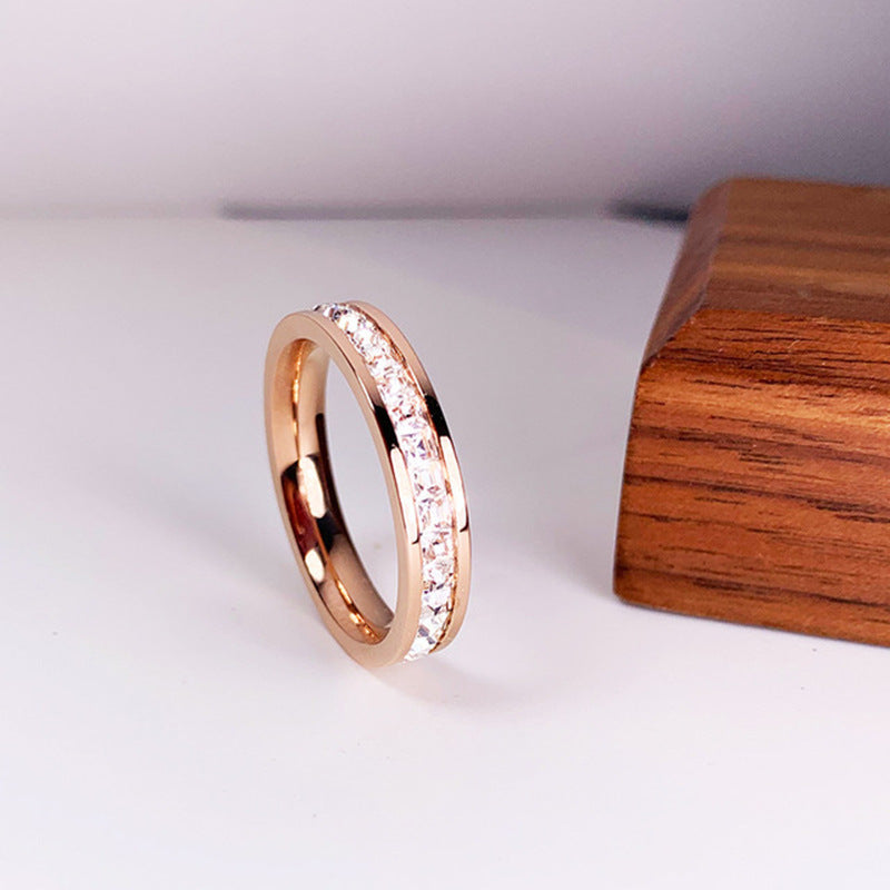 Korean version of high-end light luxury ring stainless steel jewelry female gypsy star design double row full diamond set couple ring