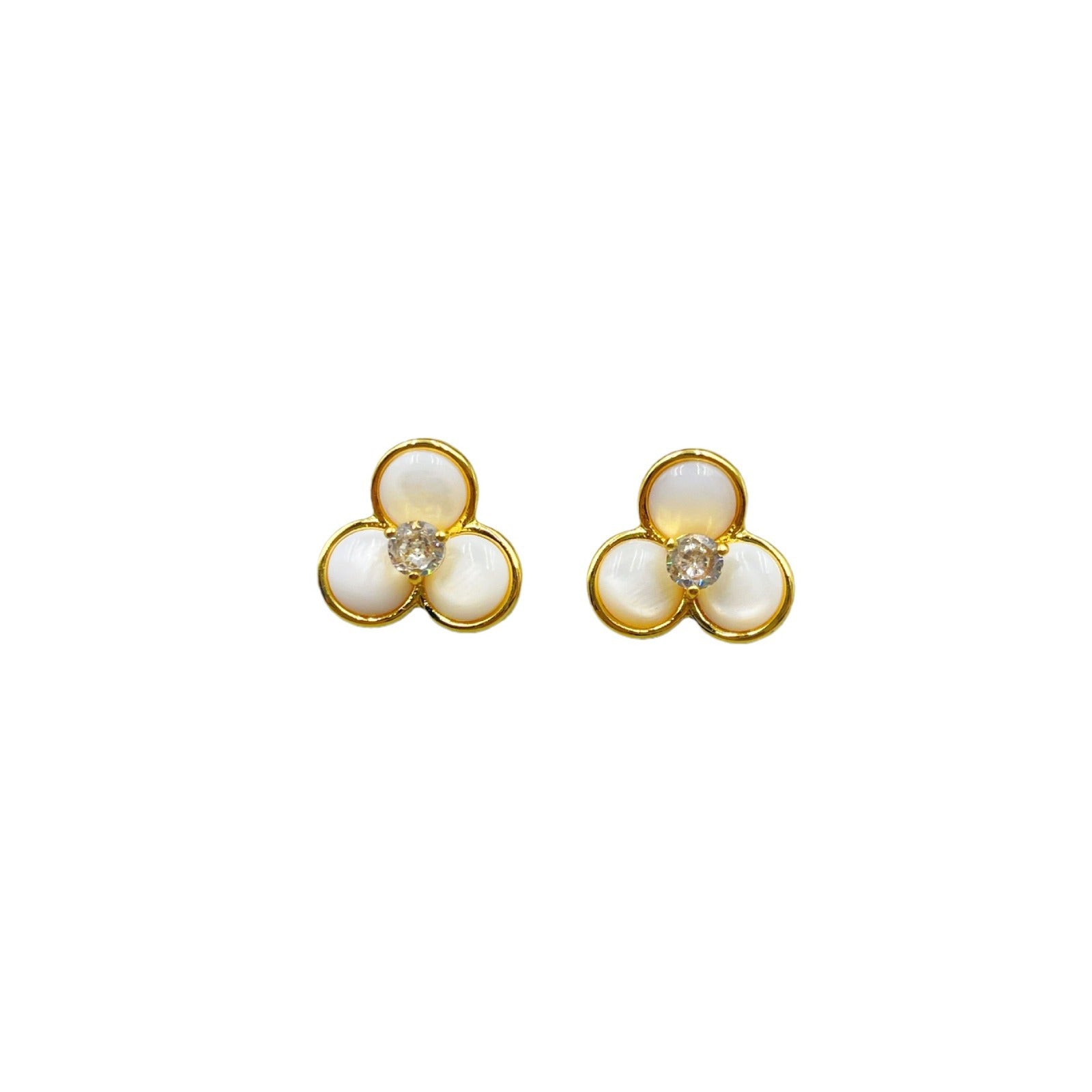 Qingdao jewelry natural shell stud earrings women's s925 silver needle personalized high-end niche versatile earrings light luxury earrings